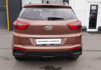 Подержанный автомобиль Hyundai Creta 2017 года (7 фото)