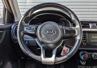 Подержанный автомобиль Kia Rio Hatchback 2020 года (20 фото)