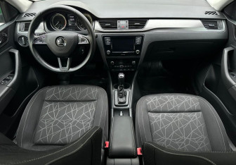 Подержанный автомобиль Skoda Rapid Liftback 2018 года (11 фото)