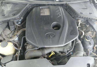 Подержанный автомобиль Infiniti Q50 2014 года (19 фото)