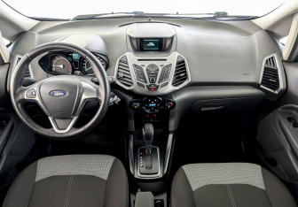 Подержанный автомобиль Ford EcoSport 2016 года (14 фото)