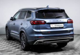 Подержанный автомобиль Chery Tiggo 8 Pro 2021 года (7 фото)