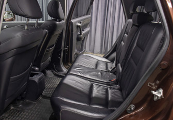 Подержанный автомобиль Honda CR-V 2011 года (11 фото)