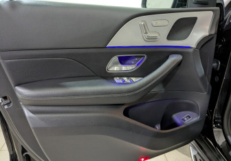 Подержанный автомобиль Mercedes-Benz GLE 2021 года (26 фото)