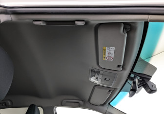 Подержанный автомобиль Toyota Camry Sedan 2017 года (23 фото)