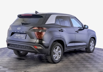 Подержанный автомобиль Hyundai Creta 2021 года (5 фото)