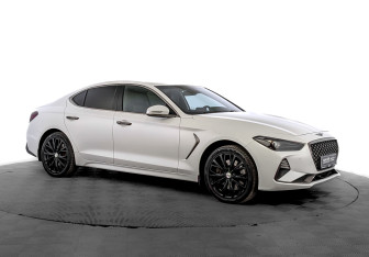 Подержанный автомобиль Genesis G70 2021 года (3 фото)