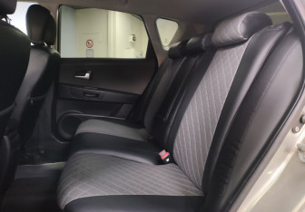 Подержанный автомобиль Kia Ceed Hatchback 2010 года (11 фото)