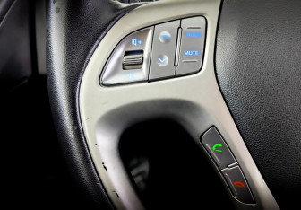 Подержанный автомобиль Hyundai ix35 2012 года (26 фото)