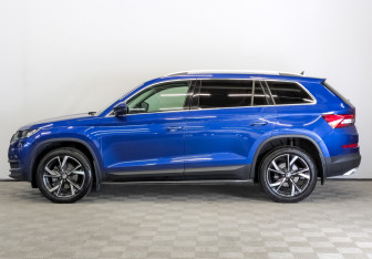 Подержанный автомобиль Skoda Kodiaq 2021 года (8 фото)