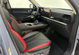 Подержанный автомобиль Haval H3 2024 года (13 фото)