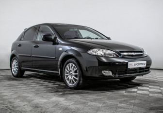 Подержанный автомобиль Chevrolet Lacetti Hatchback 2010 года (3 фото)