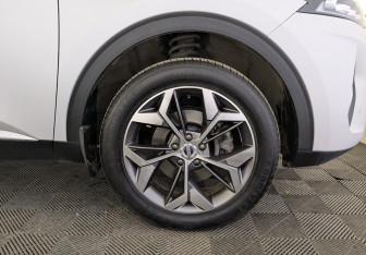 Подержанный автомобиль Haval F7x 2021 года (18 фото)