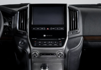 Подержанный автомобиль Toyota Land Cruiser Suv 2017 года (13 фото)