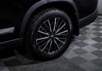 Подержанный автомобиль Chery Tiggo 8 Pro Max 2023 года (15 фото)