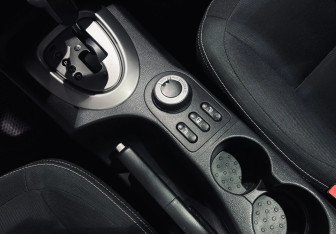 Подержанный автомобиль Nissan Qashqai+2 2011 года (13 фото)