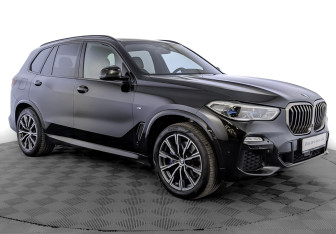 Подержанный автомобиль BMW X5 2020 года (3 фото)