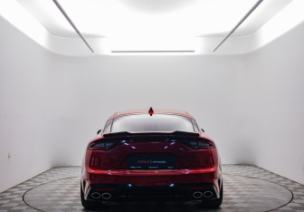 Подержанный автомобиль Kia Stinger 2019 года (6 фото)