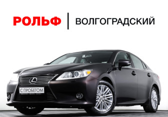 Подержанный автомобиль Lexus ES 2014 года (31 фото)