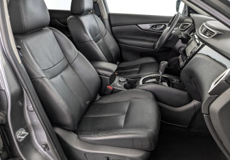 Подержанный автомобиль Nissan X-Trail 2015 года (24 фото)