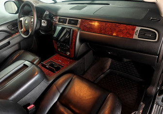 Подержанный автомобиль Chevrolet Tahoe 2012 года (10 фото)