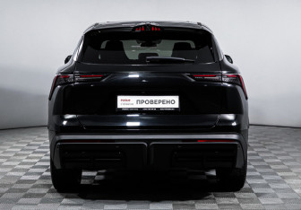 Подержанный автомобиль Jetour Dashing 2023 года (6 фото)