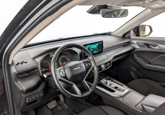 Подержанный автомобиль Haval Jolion 2022 года (16 фото)