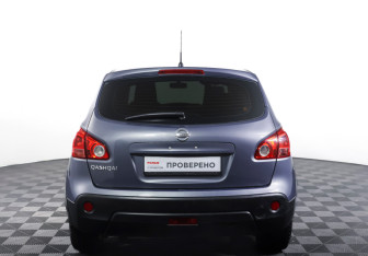 Подержанный автомобиль Nissan Qashqai 2008 года (6 фото)
