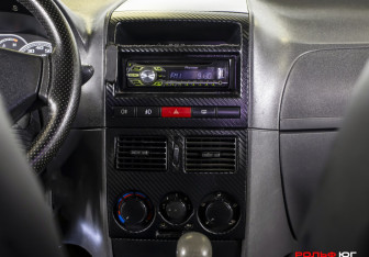 Подержанный автомобиль Fiat Albea 2010 года (14 фото)