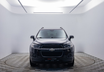 Подержанный автомобиль Chevrolet Captiva 2013 года (2 фото)
