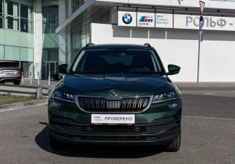 Подержанный автомобиль Skoda Karoq 2020 года (2 фото)