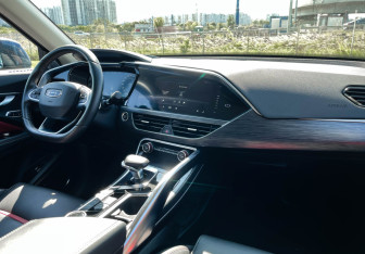 Подержанный автомобиль Geely Tugella 2020 года (9 фото)