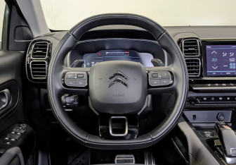 Подержанный автомобиль Citroen C5 Aircross 2021 года (21 фото)