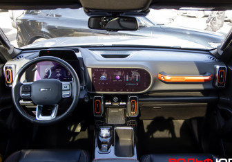 Подержанный автомобиль Haval Dargo 2022 года (10 фото)