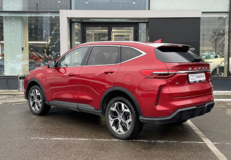 Подержанный автомобиль Haval F7 2024 года (7 фото)