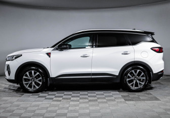 Подержанный автомобиль Chery Tiggo 7 Pro Max 2023 года (8 фото)