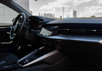 Подержанный автомобиль Audi A3 Sedan 2021 года (11 фото)