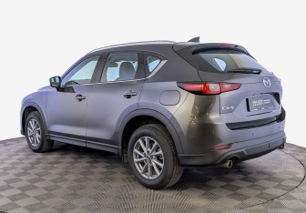 Подержанный автомобиль Mazda CX-5 2024 года (7 фото)