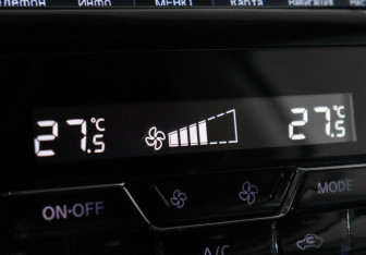 Подержанный автомобиль Nissan Murano Suv 2021 года (14 фото)