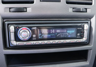 Подержанный автомобиль Hyundai Getz 2005 года (16 фото)