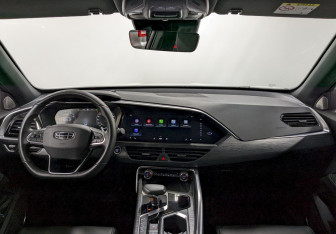 Подержанный автомобиль Geely Tugella 2023 года (26 фото)