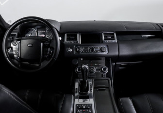 Подержанный автомобиль Land Rover Range Rover Sport 2012 года (12 фото)