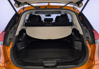 Подержанный автомобиль Nissan X-Trail 2019 года (9 фото)