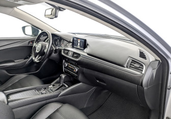 Подержанный автомобиль Mazda 6 Sedan 2018 года (11 фото)