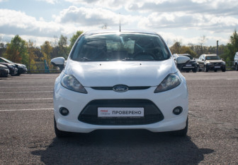 Подержанный автомобиль Ford Fiesta Hatchback 2011 года (2 фото)
