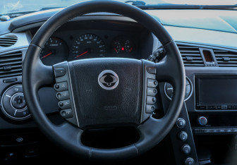 Подержанный автомобиль SsangYong Kyron 2014 года (17 фото)