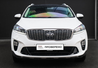 Подержанный автомобиль Kia Sorento 2019 года (2 фото)