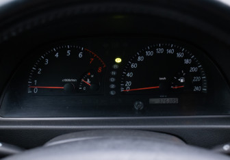 Подержанный автомобиль Toyota Camry Sedan 2004 года (12 фото)