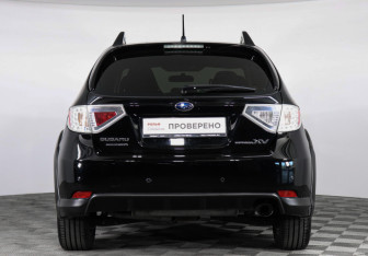 Подержанный автомобиль Subaru Impreza Hatchback 2010 года (6 фото)