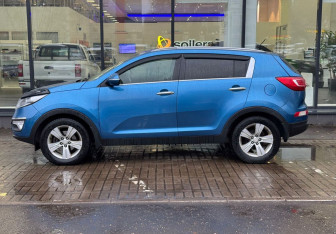 Подержанный автомобиль Kia Sportage 2010 года (5 фото)